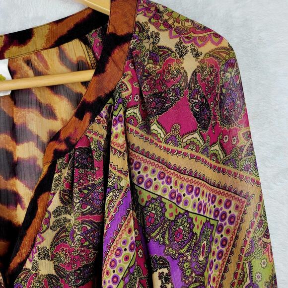 Whimsical Sz 2X Top Button Sheer 3/4 Sleeve V Neck Colorful Animal Floral Casual - Picture 4 of 10